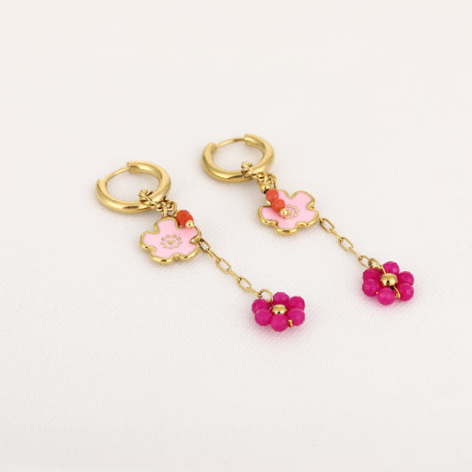 Oorbellen met gekleurde bloemen