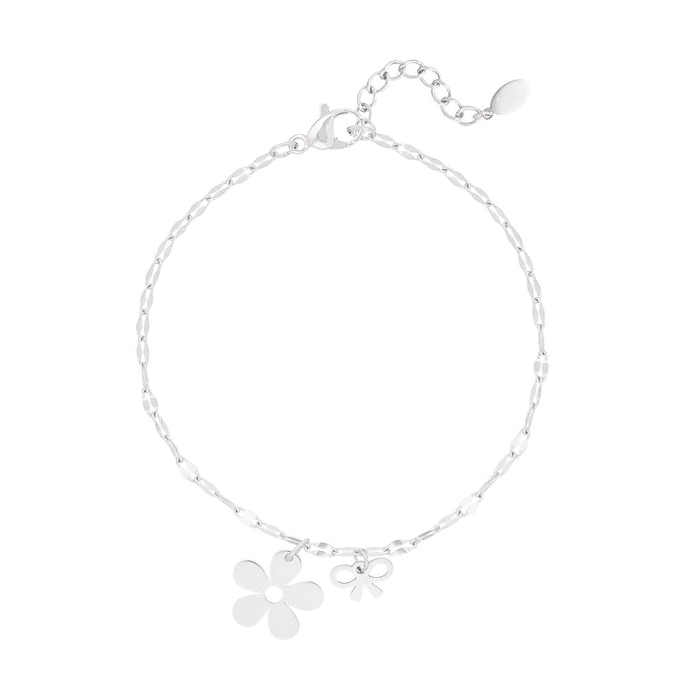 Floral bracelet