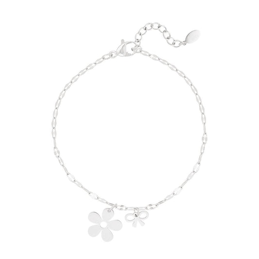 Floral bracelet